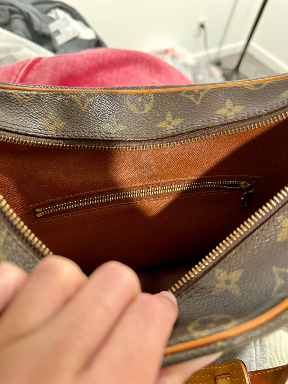 Louis Vuitton Dark Brown Monogram Canvas Shoulder Bag with Tan Trim - Picture 3 of 6